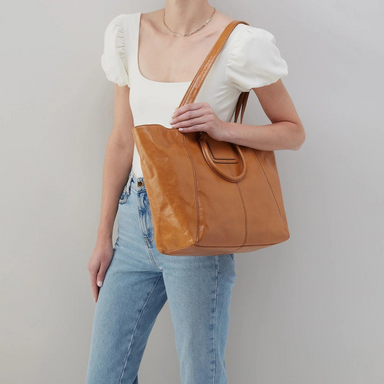 Hobo Sheila East-West Tote Polished Leather - The Cottage