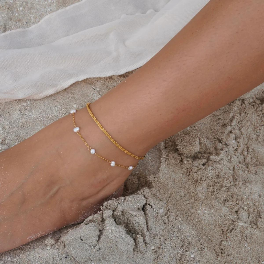 Ellie Vail Rosette Pearl Chain Anklet