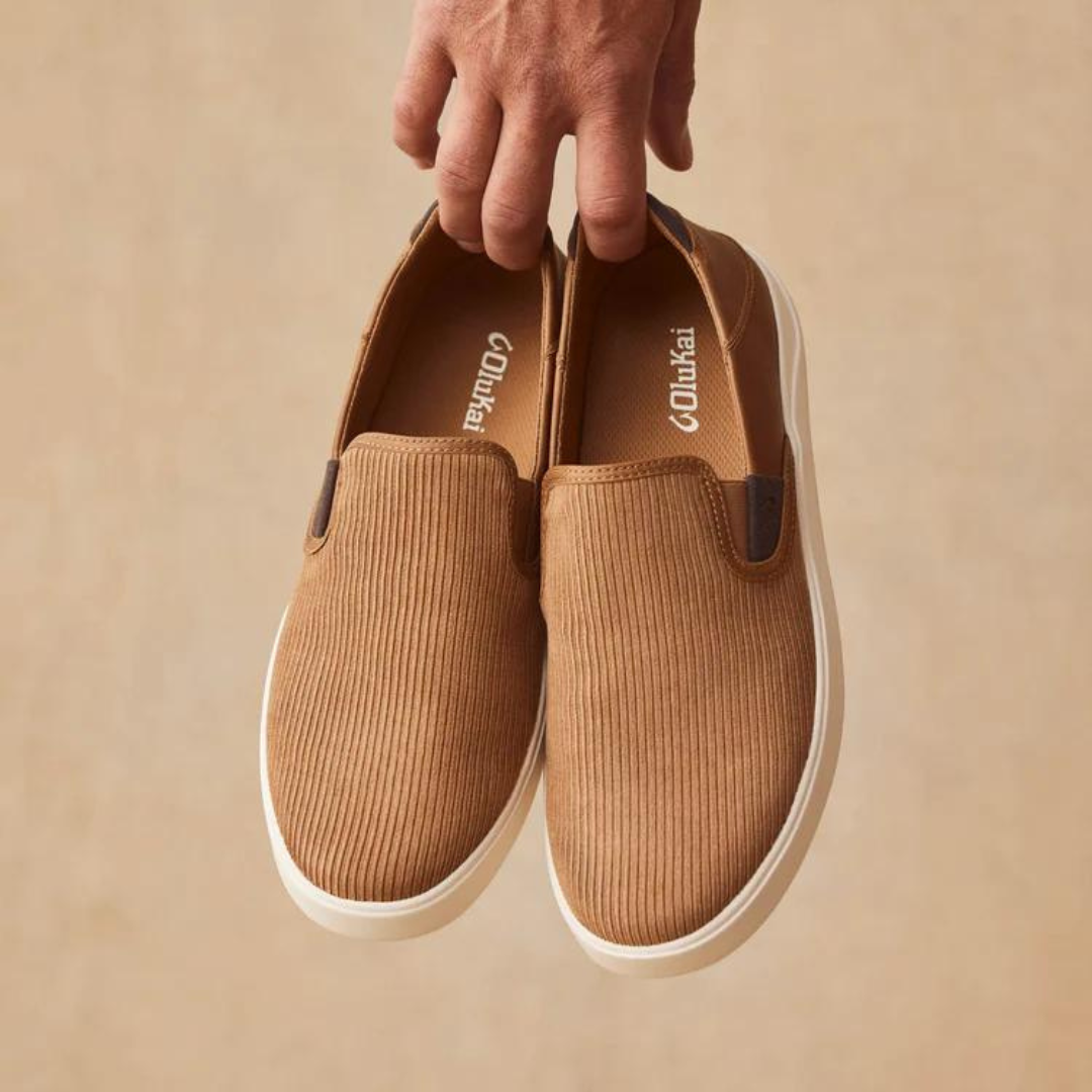 Olukai Lae'ahi Kapa Slip Ons - Tan/Dark Wood - The Cottage