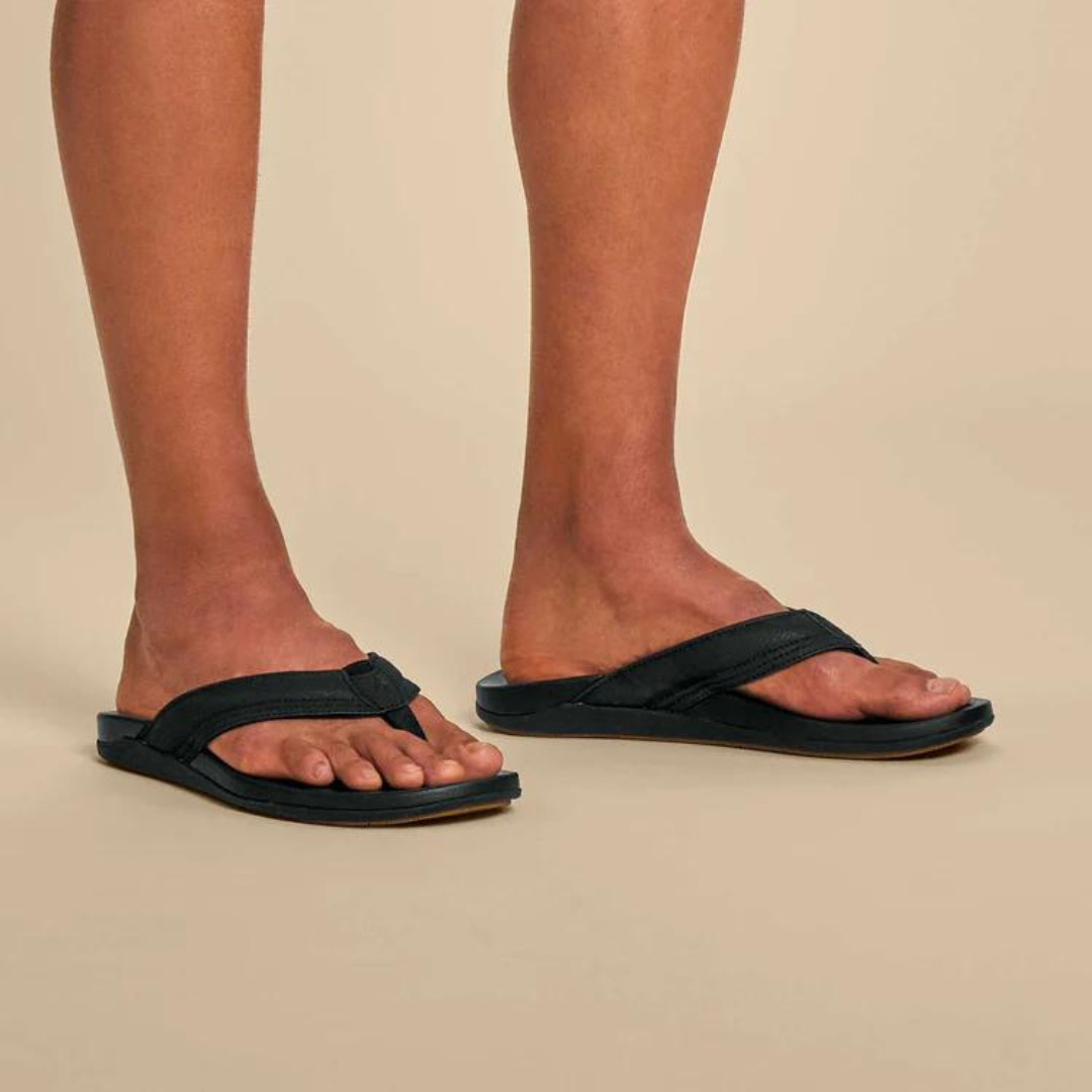 Olukai Maha Flip Flops - Black