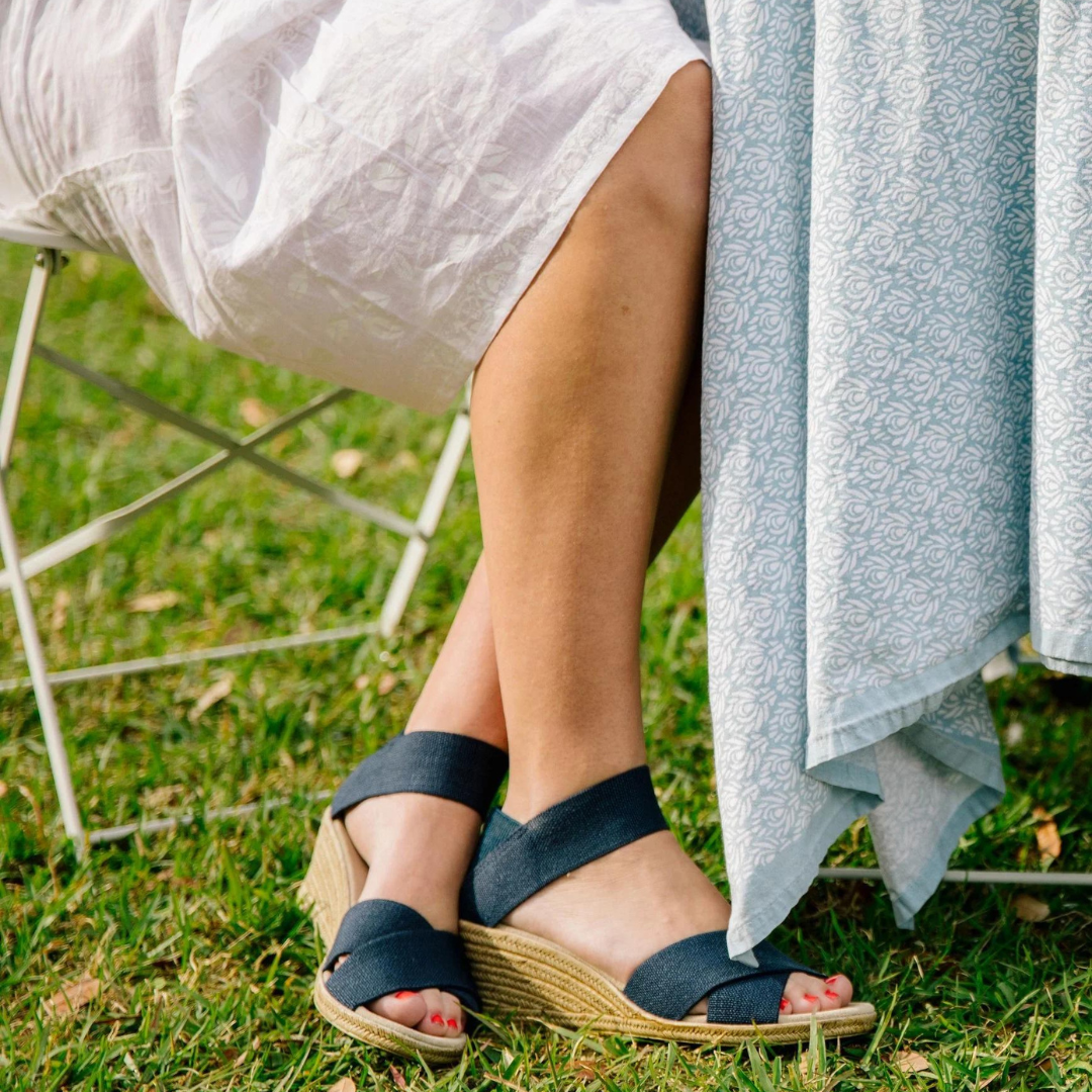 Charleston Cannon Wedge - Navy Linen