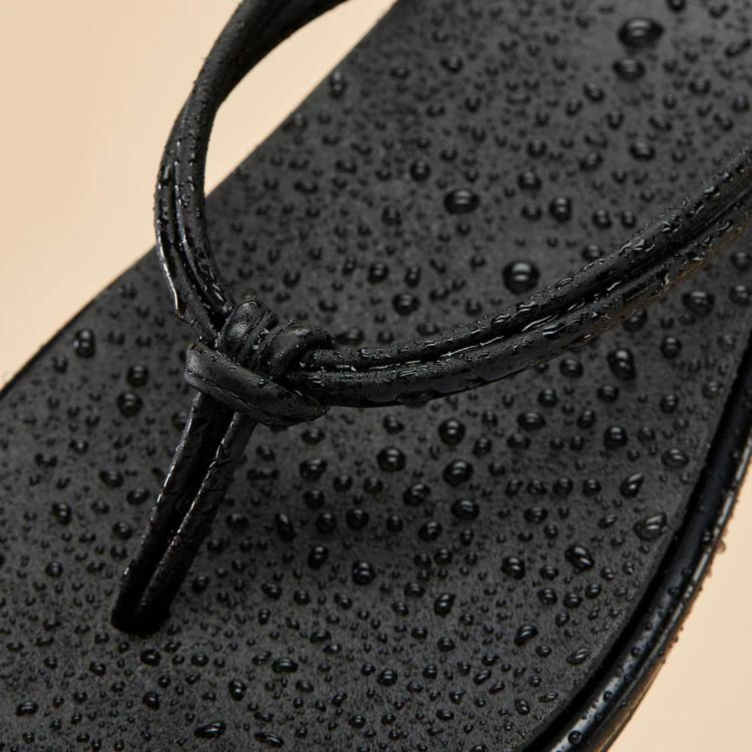 Olukai 'Aka Flip Flops - Black - The Cottage