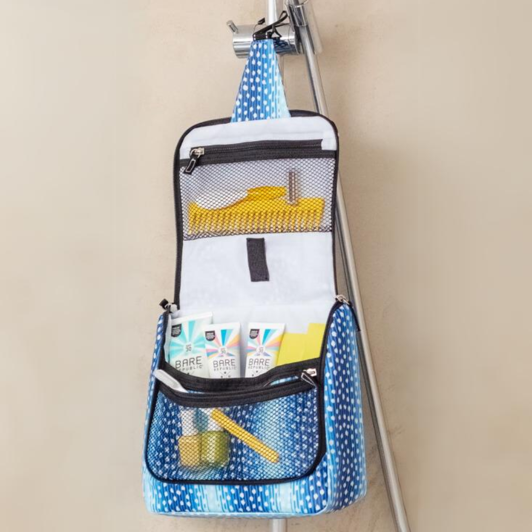 Scout Beauty Gordito Hanging Toiletry Bag