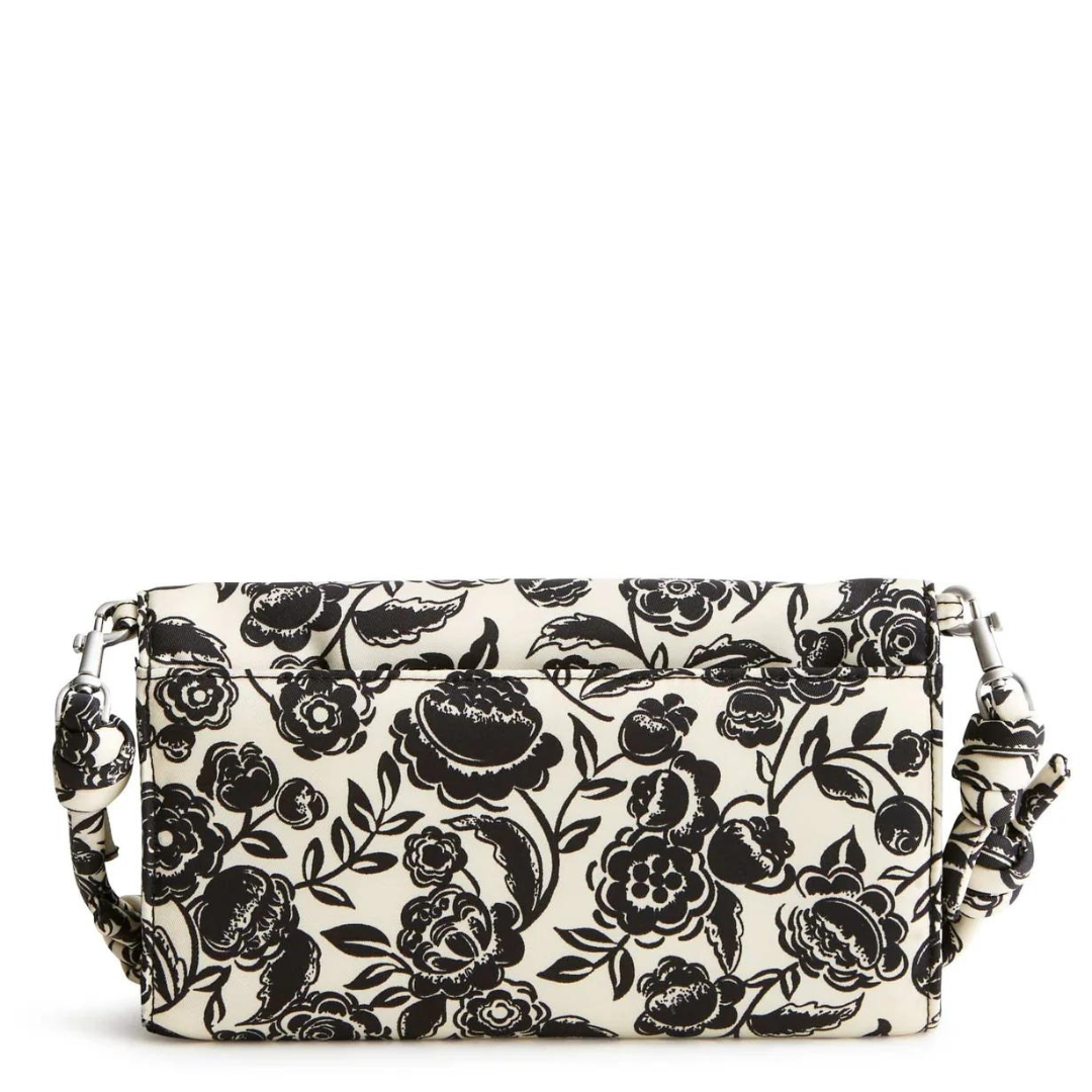 Vera Bradley Wildwood Wallet Crossbody- Bubbly Flowers Black