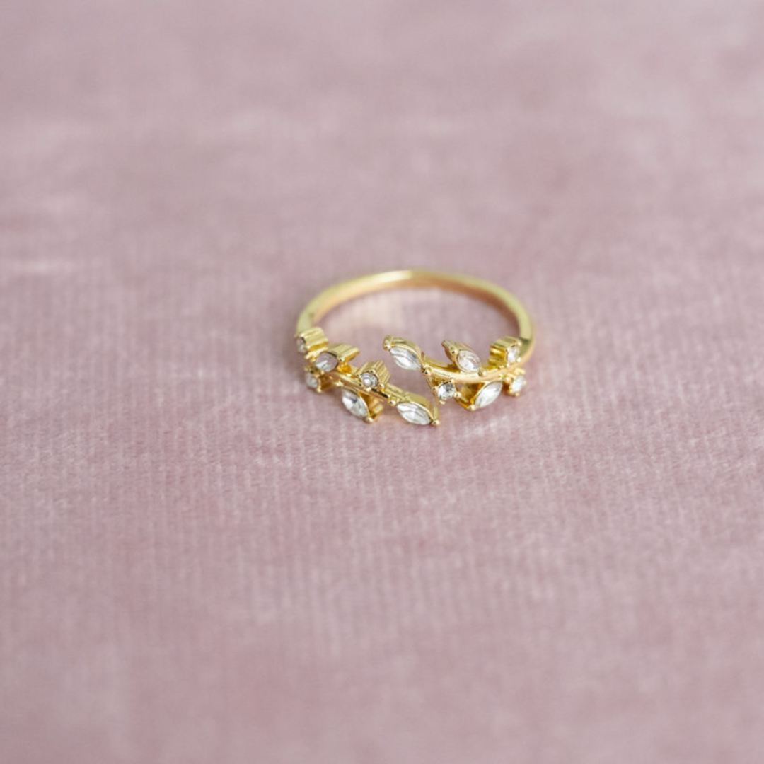 Grit & Grace Coastal Charm Layering Ring - Golden Laurel