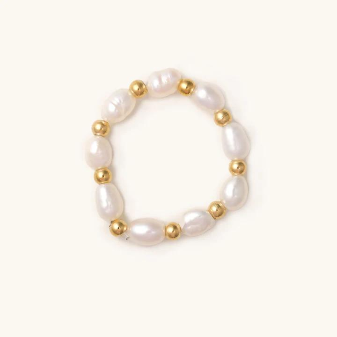 Nikki Smith Percy Pearl Elastic Ring - Gold