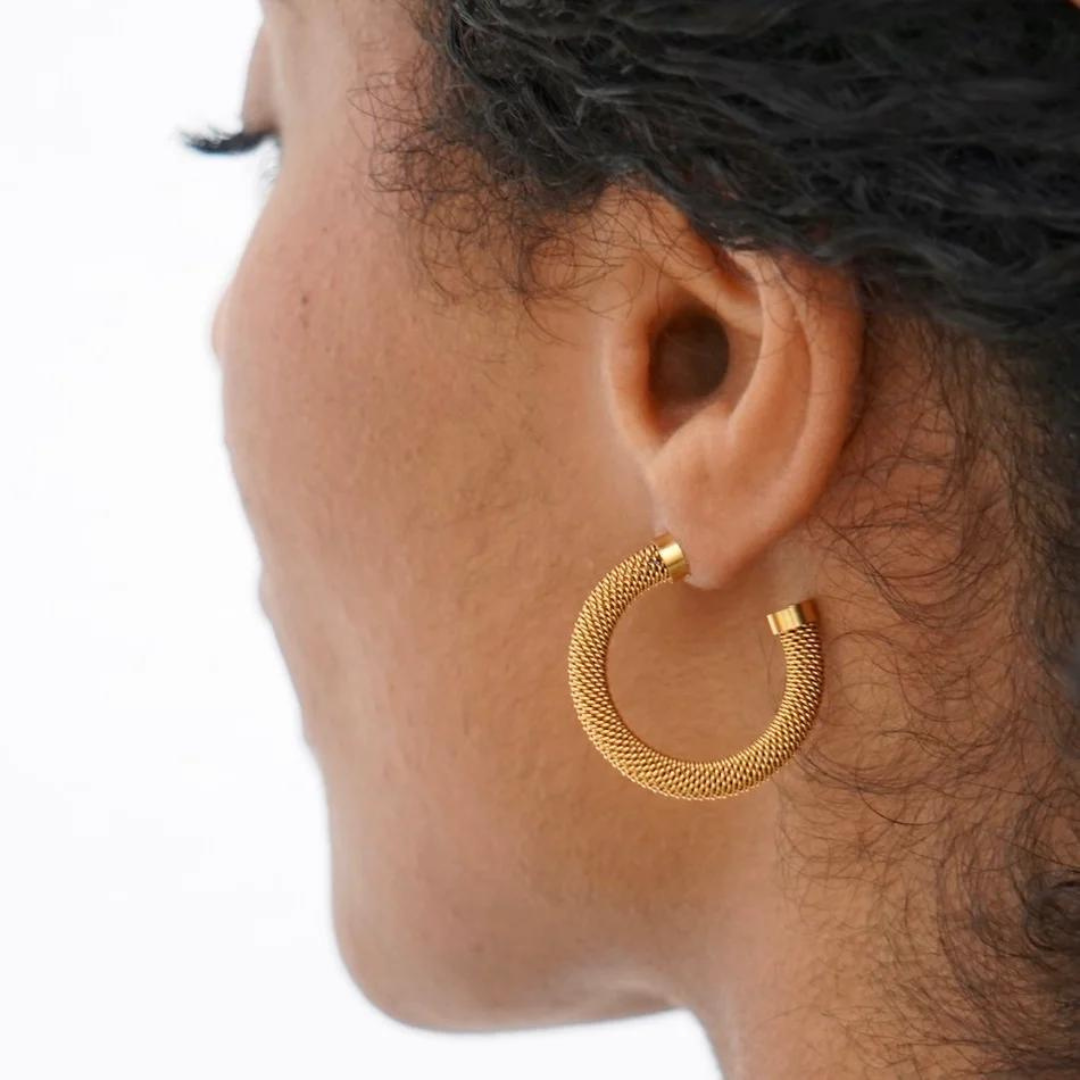 Ellie Vail Wynn Mesh Hoop Earrings - Gold - The Cottage