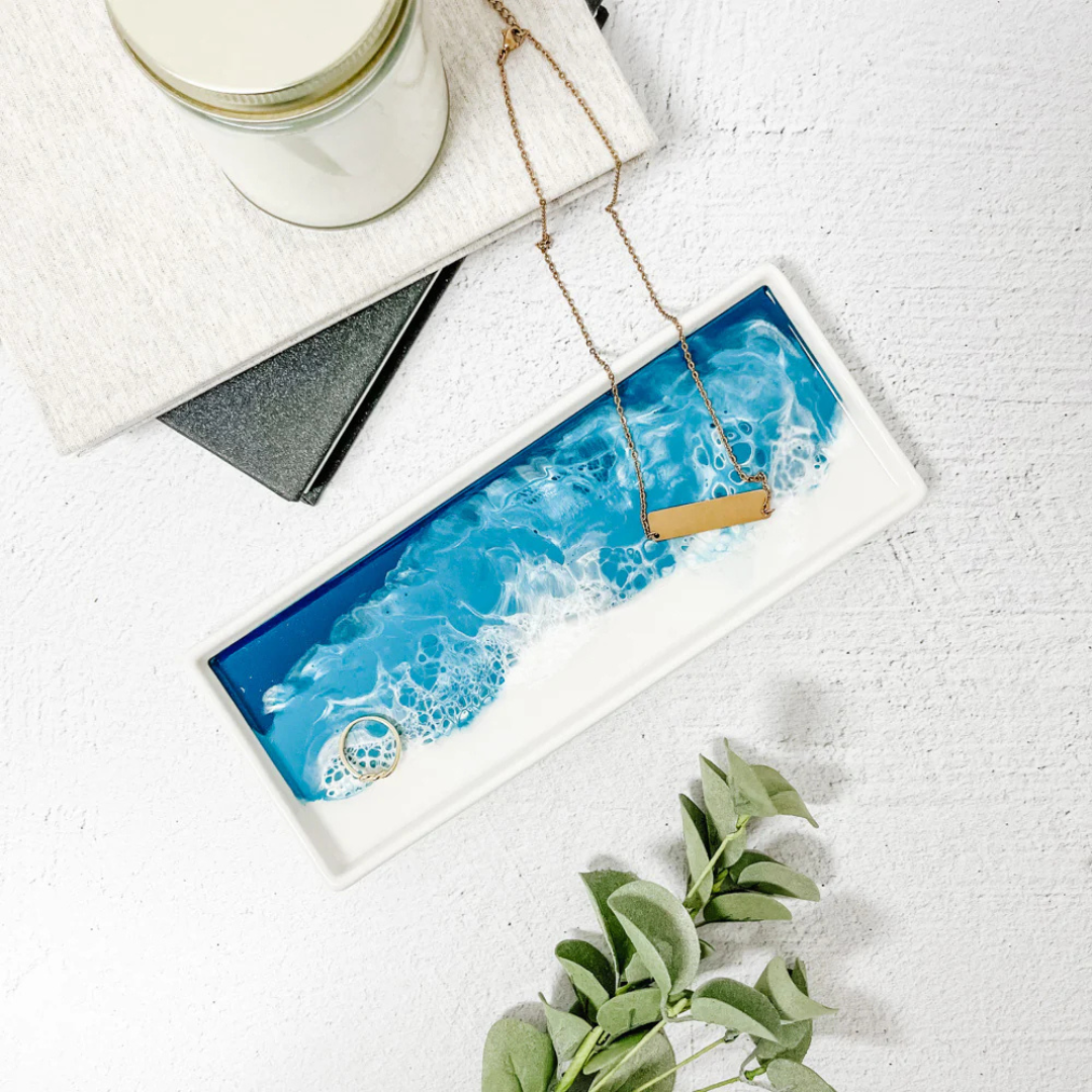 Lynn & Liana Small Ceramic Resin Tray