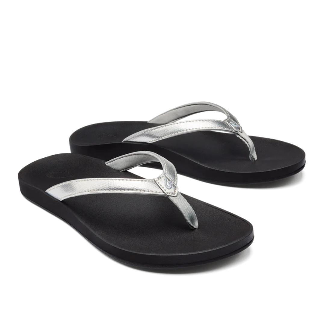 Olukai Puawe Flip Flops - Silver/Black