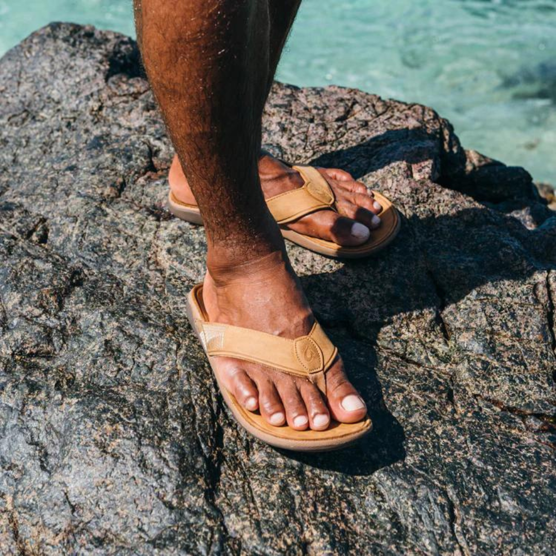 Olukai Tuahine Flip Flops - Toffee