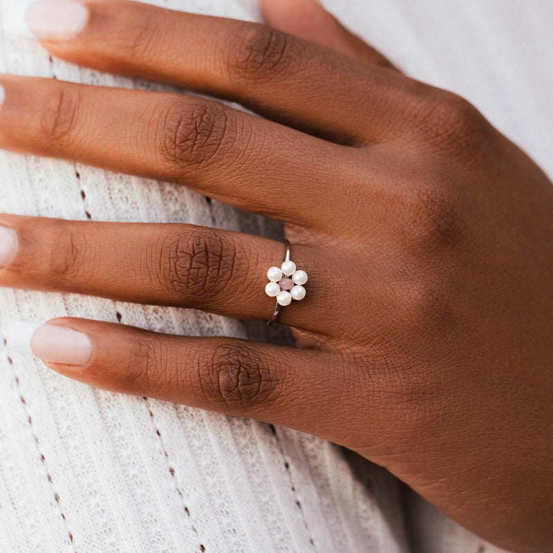 Pura Vida Bitty Pearl Flower Ring - The Cottage